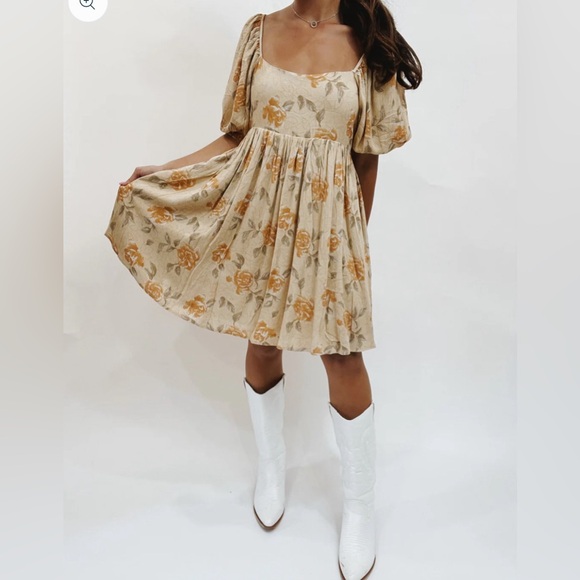 Swing dress - Picture 1 of 3